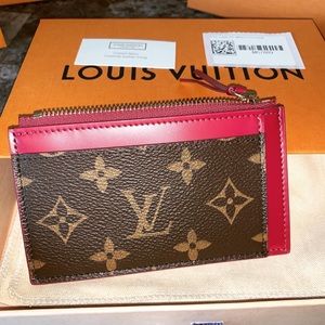 Louis Vuitton Zipped Card Holder